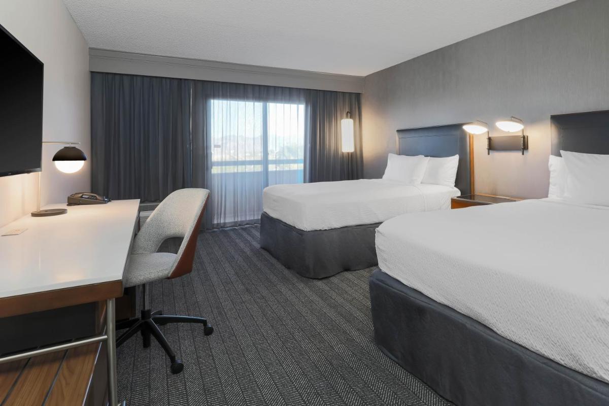 Courtyard by Marriott Tucson Airport